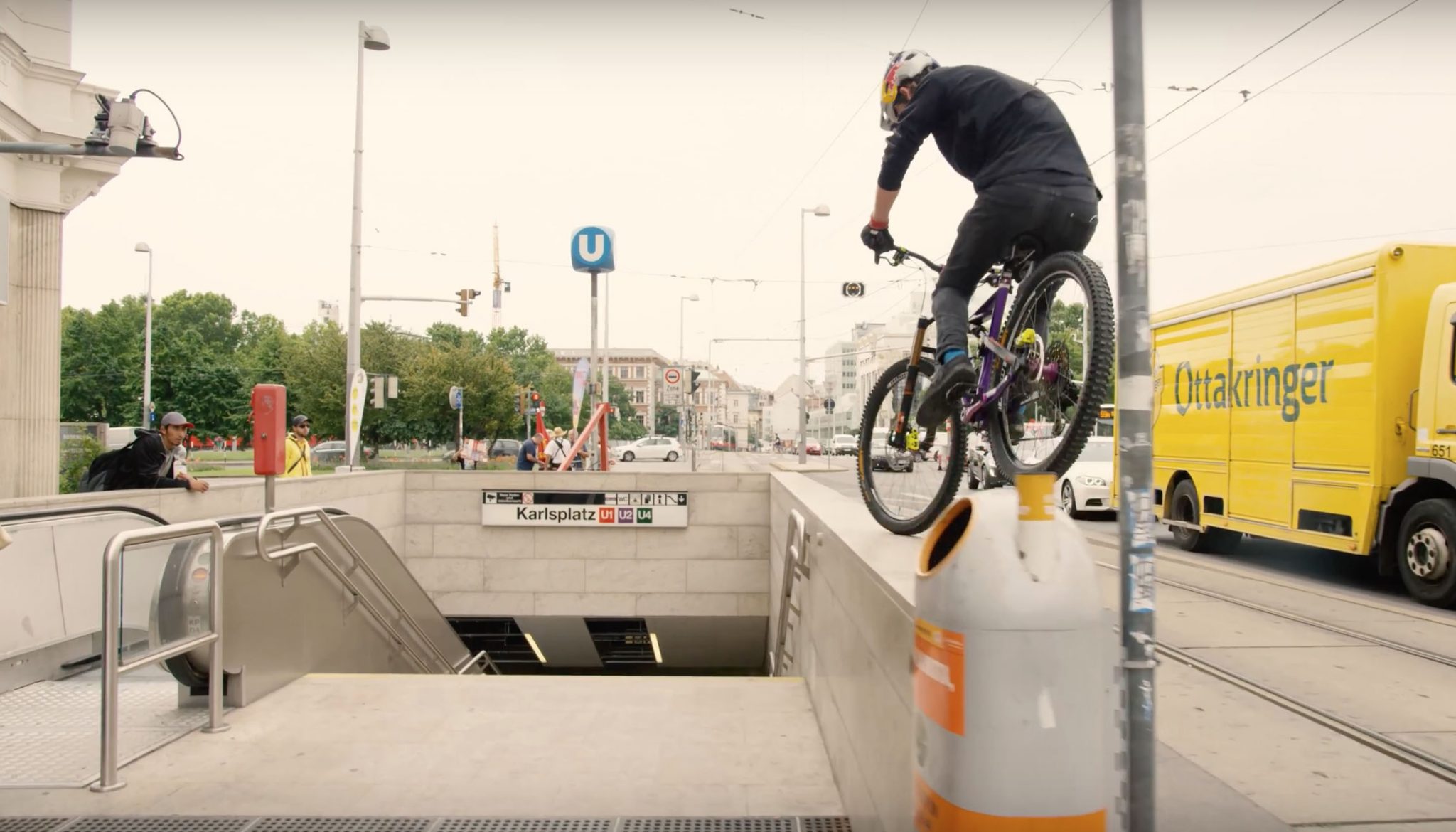 Fabio Wibmer – Urban Freeride Lives in Vienna