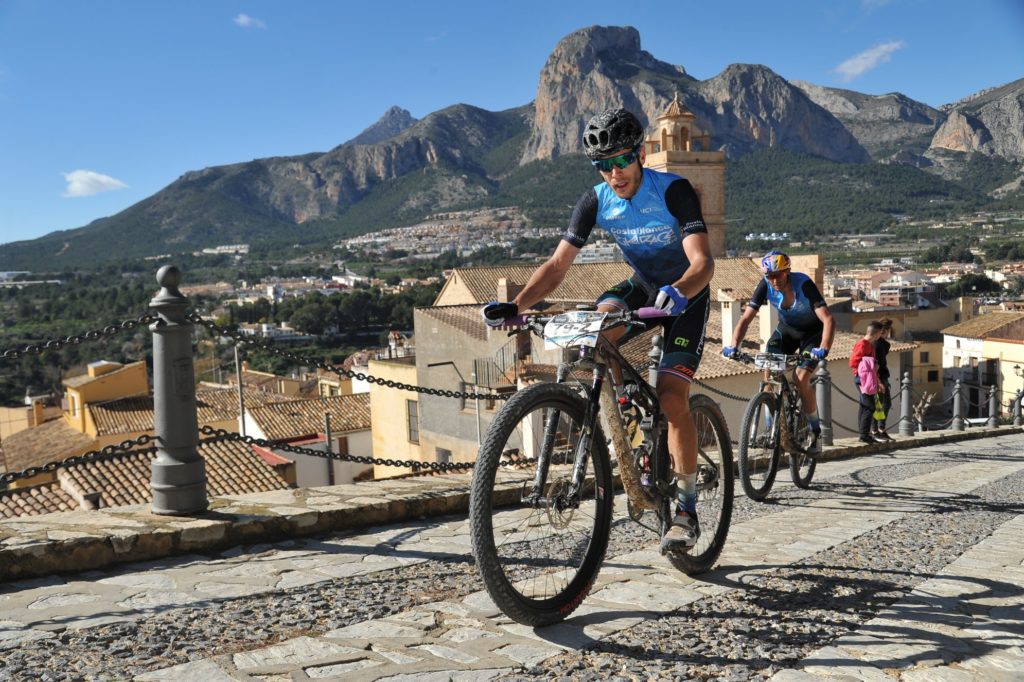 Nederlandse en Belgische eindwinst in Costa Blanca Bike Race