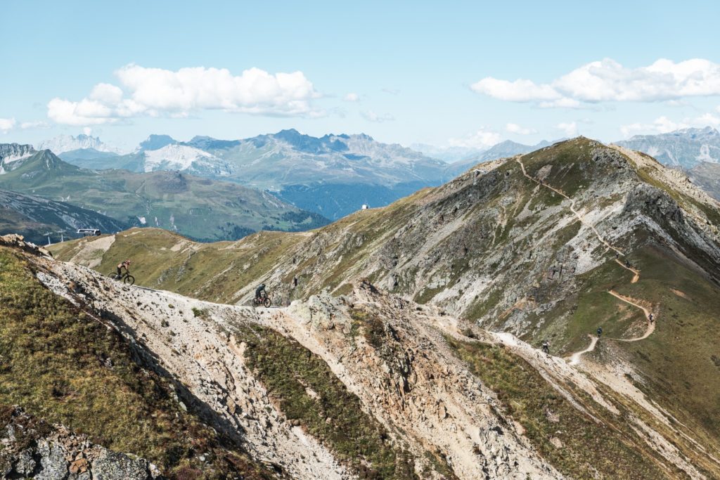 Enduro Team Race Davos | Knallen met zijn tweetjes in de Zwitserse Alpen