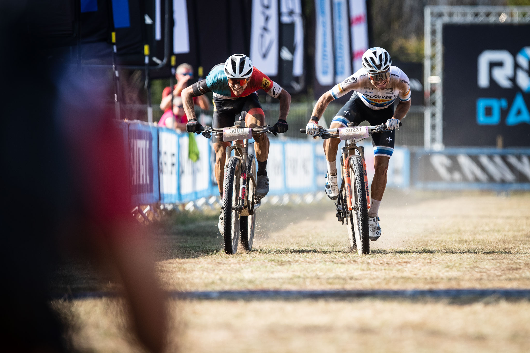 Roc 2022 | Hugo Drechou wint de Roc Marathon in de sprint!