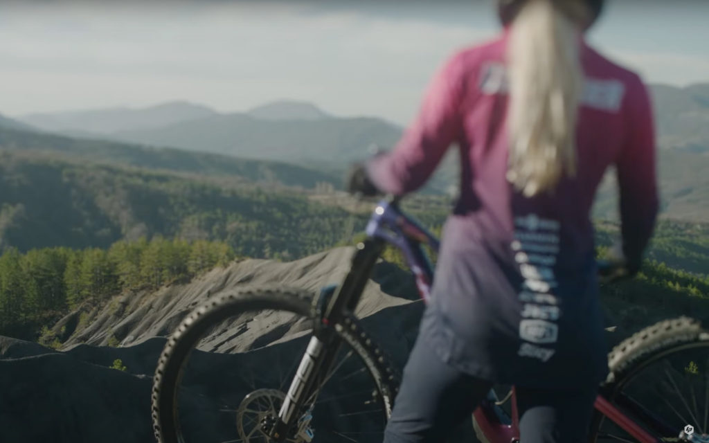 Le Lapierre Zipp Collective sur les crêtes des Terres Noires