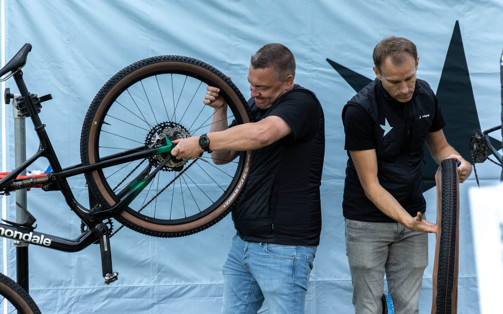 https://www.vojomag.nl/app/uploads/2024/07/2024 07 11 Schwalbe Rick XC Pro NL launch by Erwin Sikkens 7 2048x1280.jpg