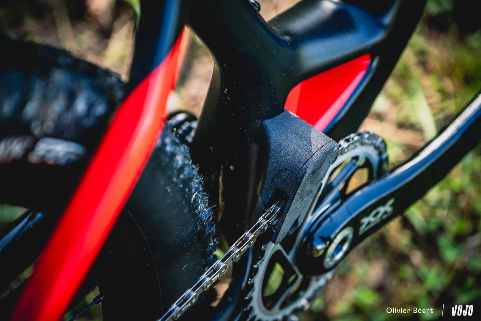 https://www.vojomag.nl/app/uploads/2024/07/Pinarello Dogma XC Hardtail test essai avis - Copyright Olivier Beart Vojo Magazine 23 2048x1366.jpg