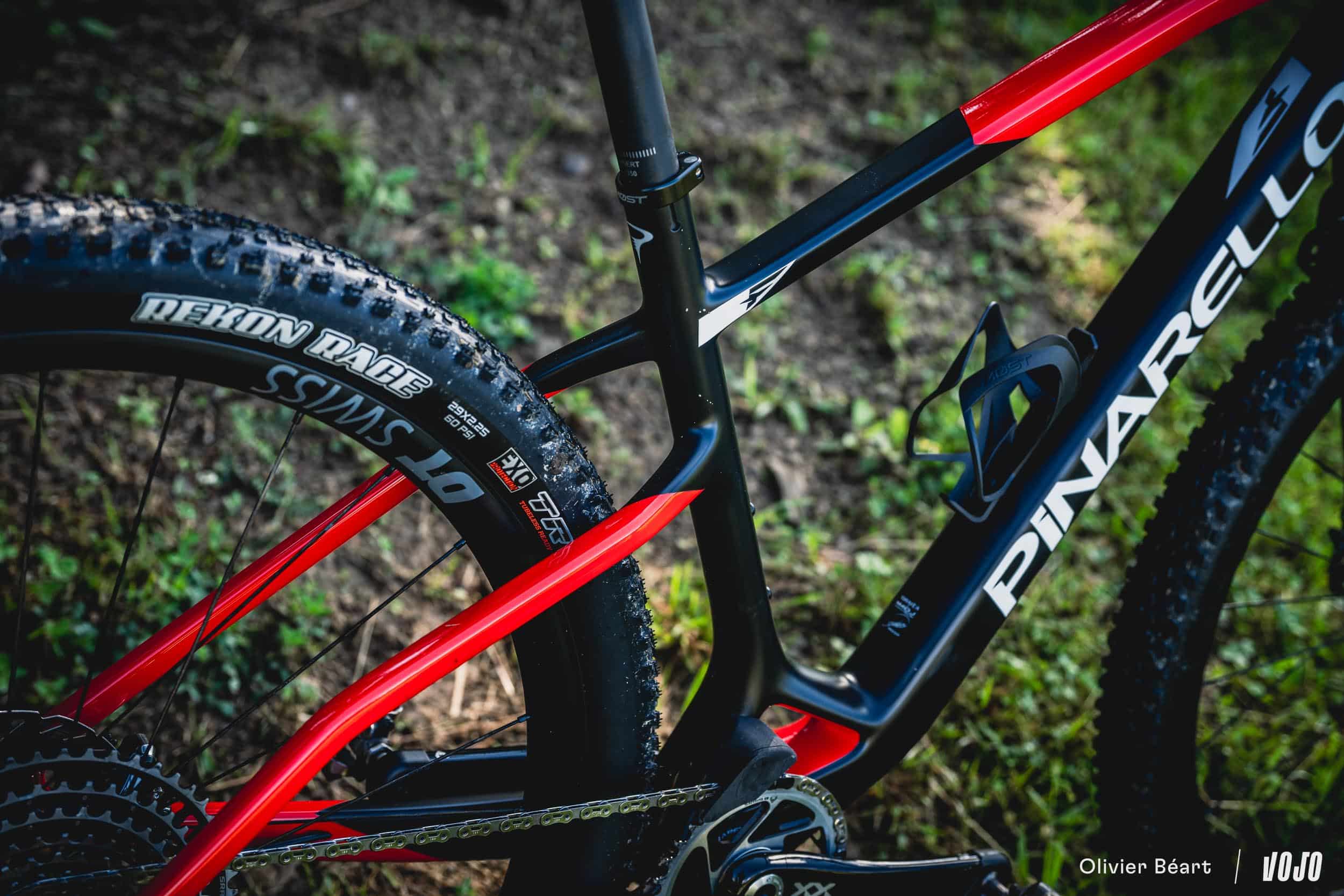 https://www.vojomag.nl/app/uploads/2024/07/Pinarello Dogma XC Hardtail test essai avis - Copyright Olivier Beart Vojo Magazine 29.jpg