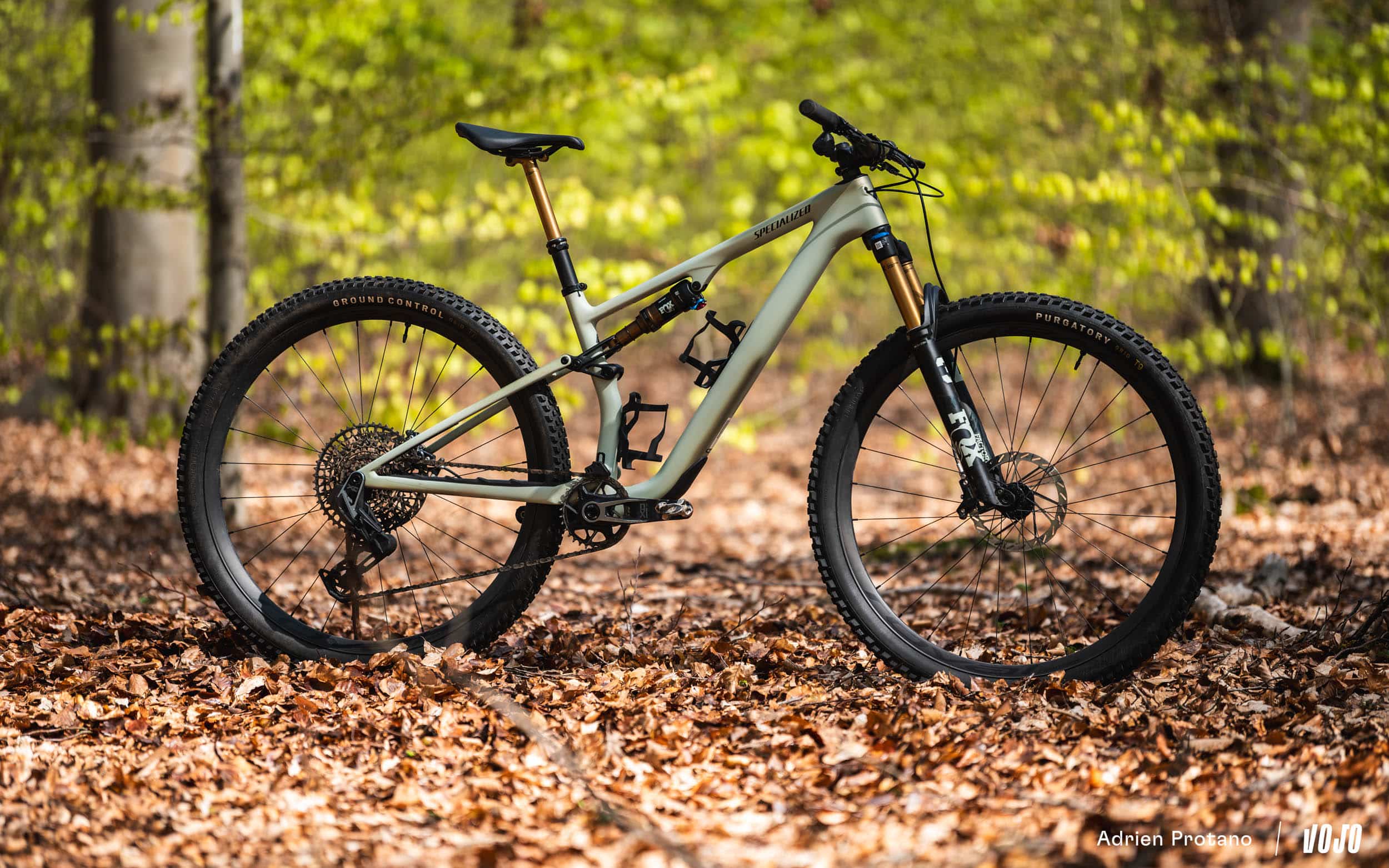 https://www.vojomag.nl/app/uploads/2024/07/Specialized Epic 2024 WC 8 Evo Comparatif Test Vojo A.Protano 1 28.jpg