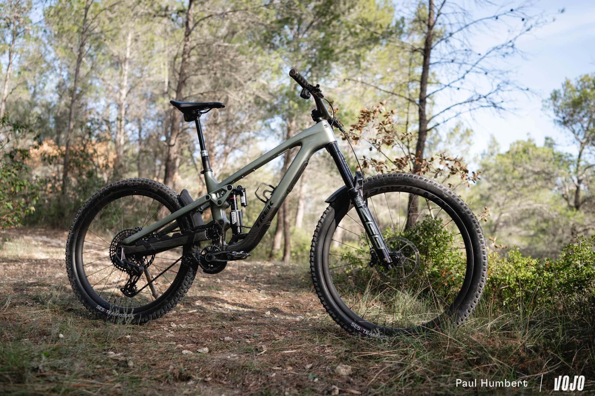 https://www.vojomag.nl/app/uploads/2024/08/test trek slash enduro 2024 vojo paul humbert 11.jpg