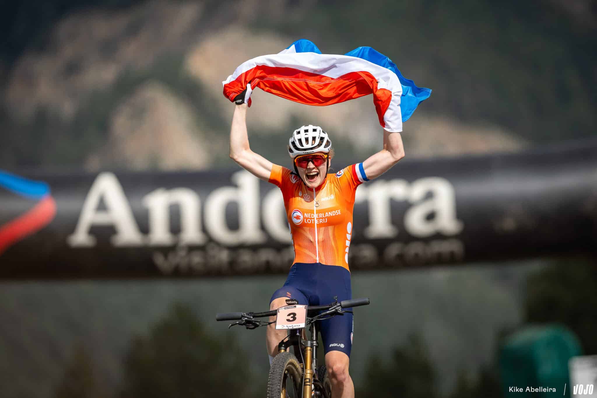 WK MTB Vallnord 2024 | XCO vrouwen: Pieterse en Terpstra bezorgen Nederland de dubbel