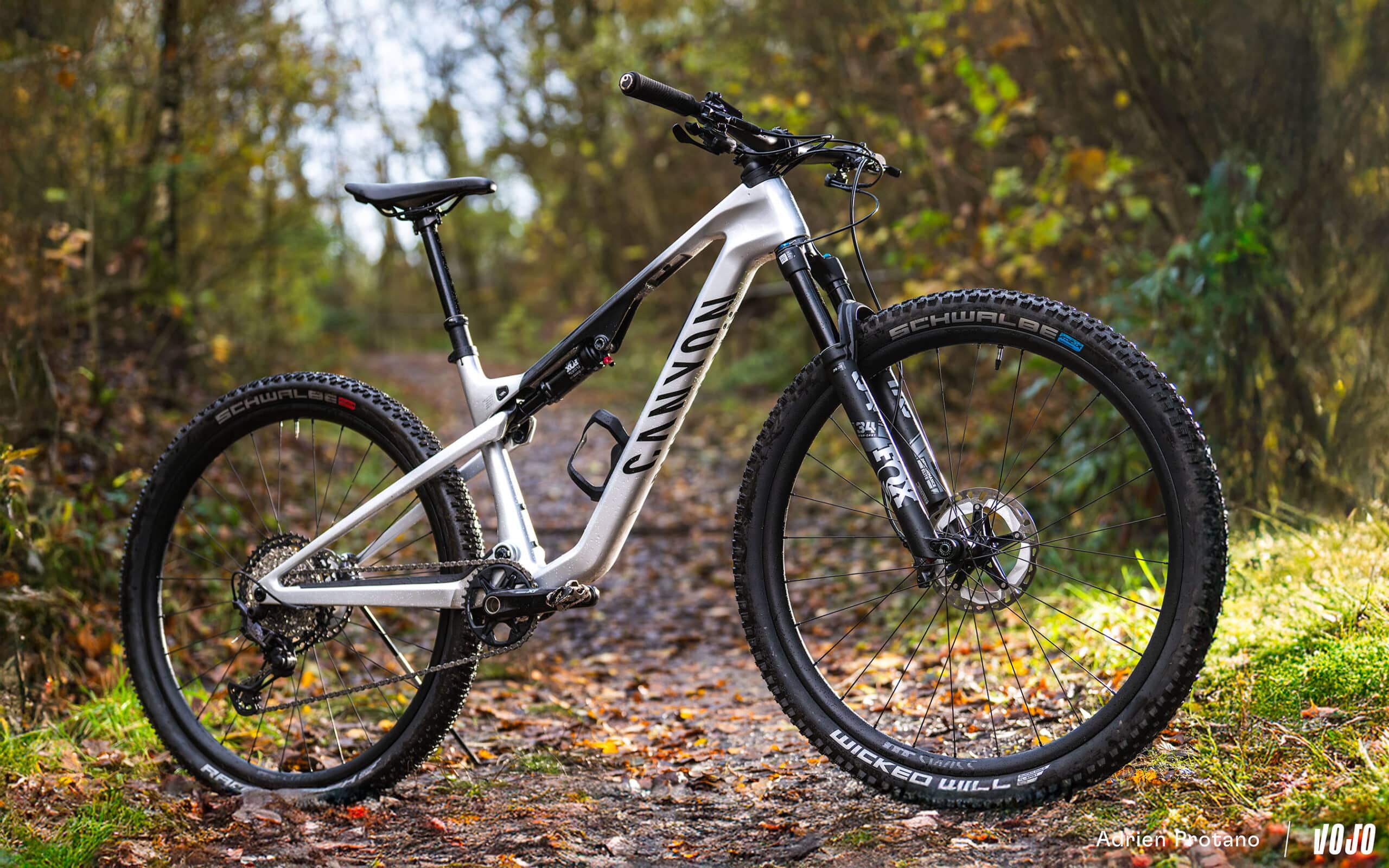 https://www.vojomag.nl/app/uploads/2024/12/Canyon Lux Trail 2024 2 Avis Test Vojo A.Protano 1 scaled.jpg