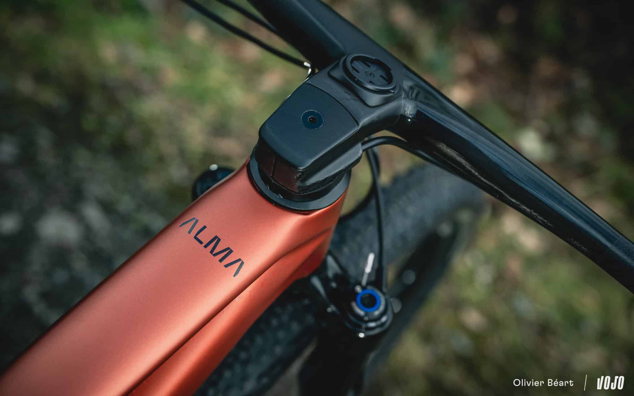 https://www.vojomag.nl/app/uploads/2025/01/Orbea Alma 2025 X Fader test essai avis - Copyright Olivier Beart Vojo Magazine 27 2048x1280.jpg